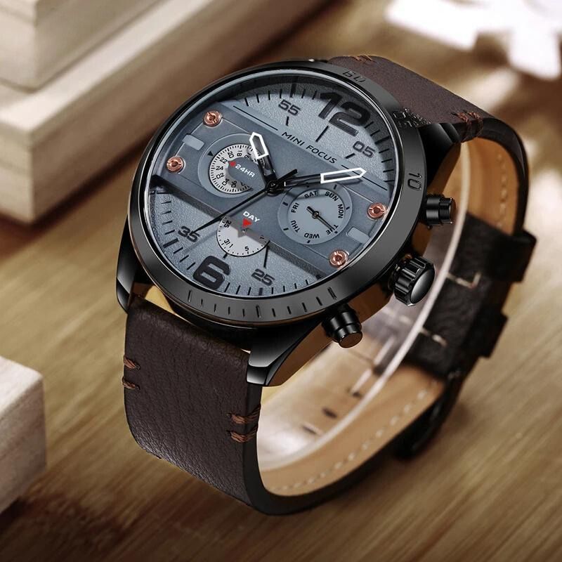 Luxury Leather Band Quartz Chronograph Sports Watch